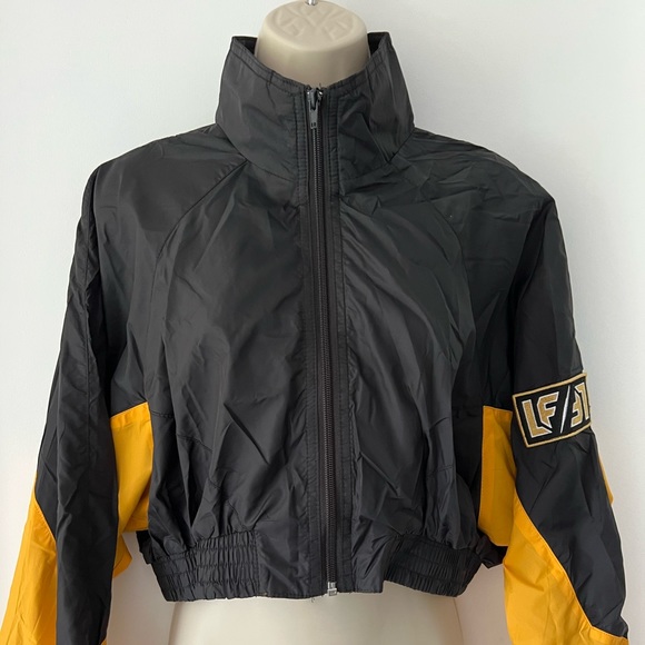 Cropped Windbreaker from LF - Picture 7 of 12